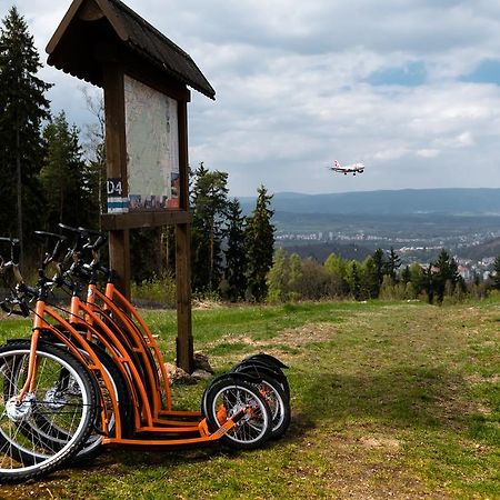 Camp Vary - Vitkova Hora - Veitsberg Karlovy Vary Bagian luar foto